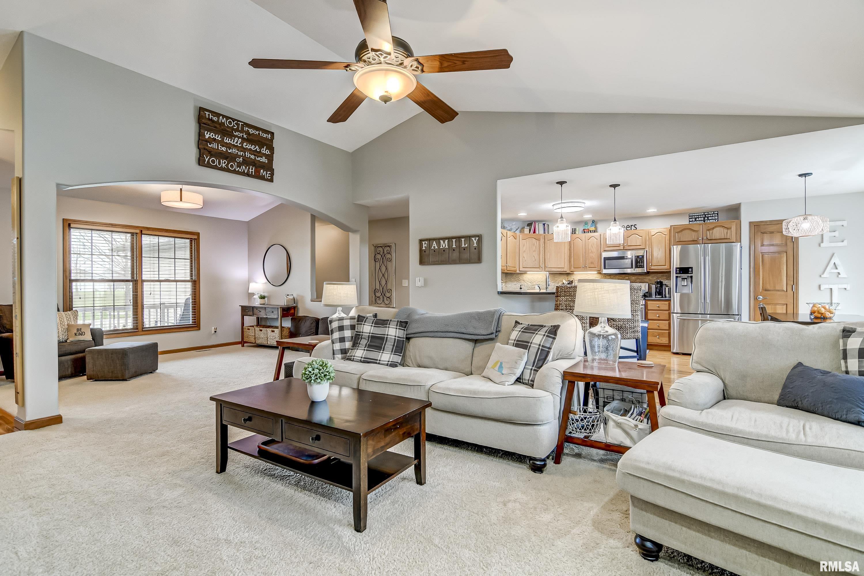 2006 Deerfield Road Chatham, IL 62629 - Photo 5 of 44 Gallery Image 5