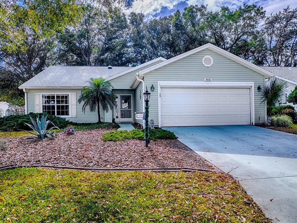 4552 Peach Tree Leesburg, FL 34748 - Photo 33 of 48