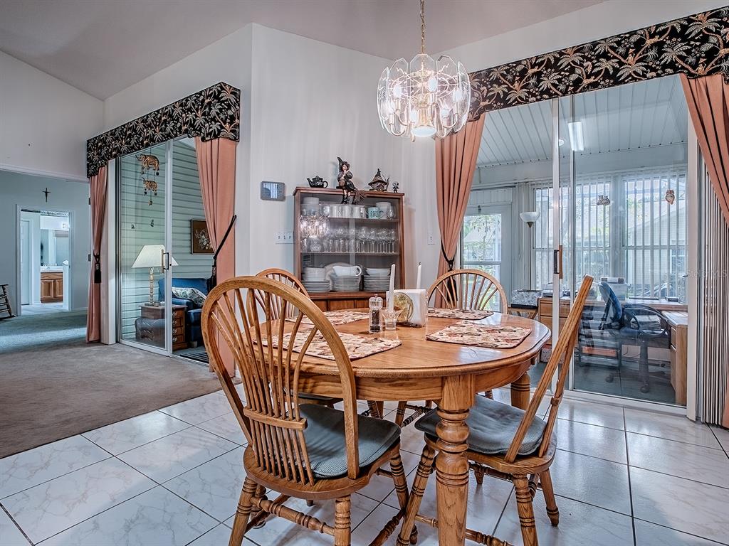 4552 Peach Tree Leesburg, FL 34748 - Photo 8 of 48