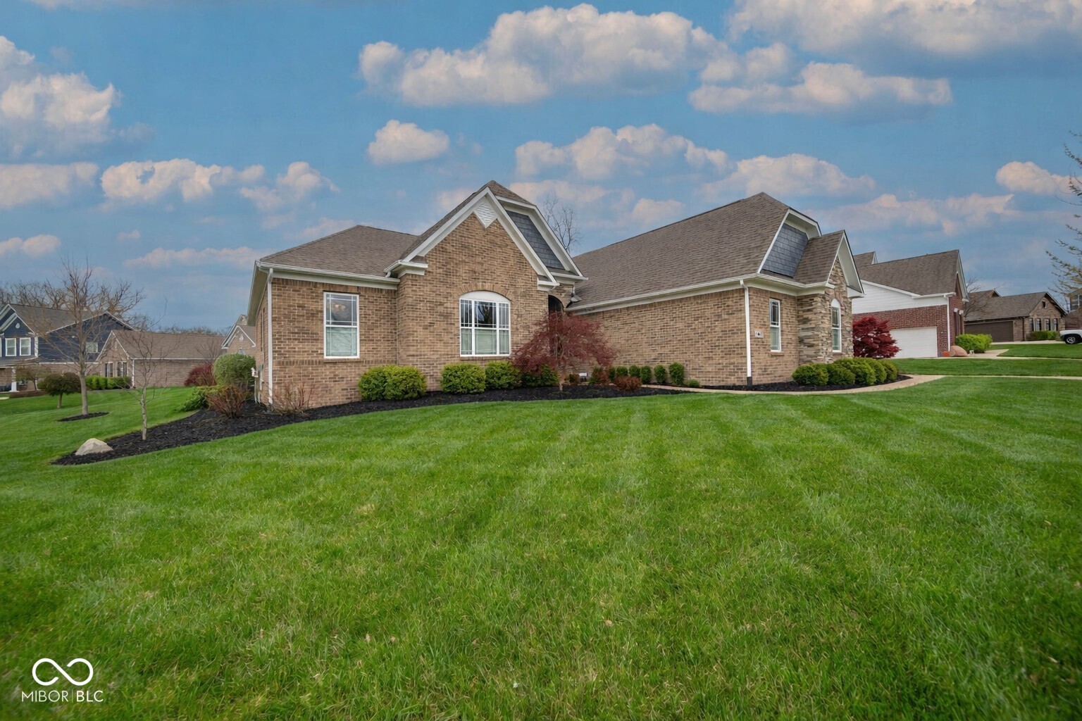 4341 Hickory Ridge Boulevard Greenwood, IN 46143 - Photo 2 of 39