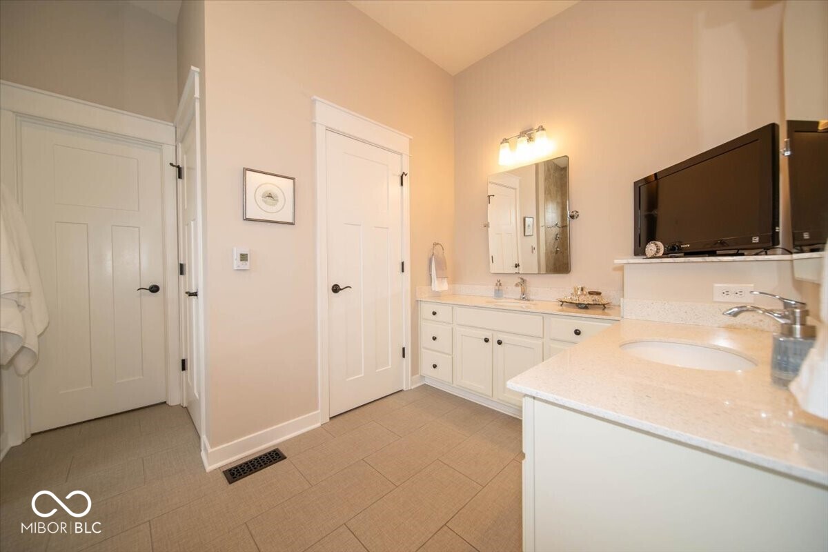 4341 Hickory Ridge Boulevard Greenwood, IN 46143 - Photo 28 of 39