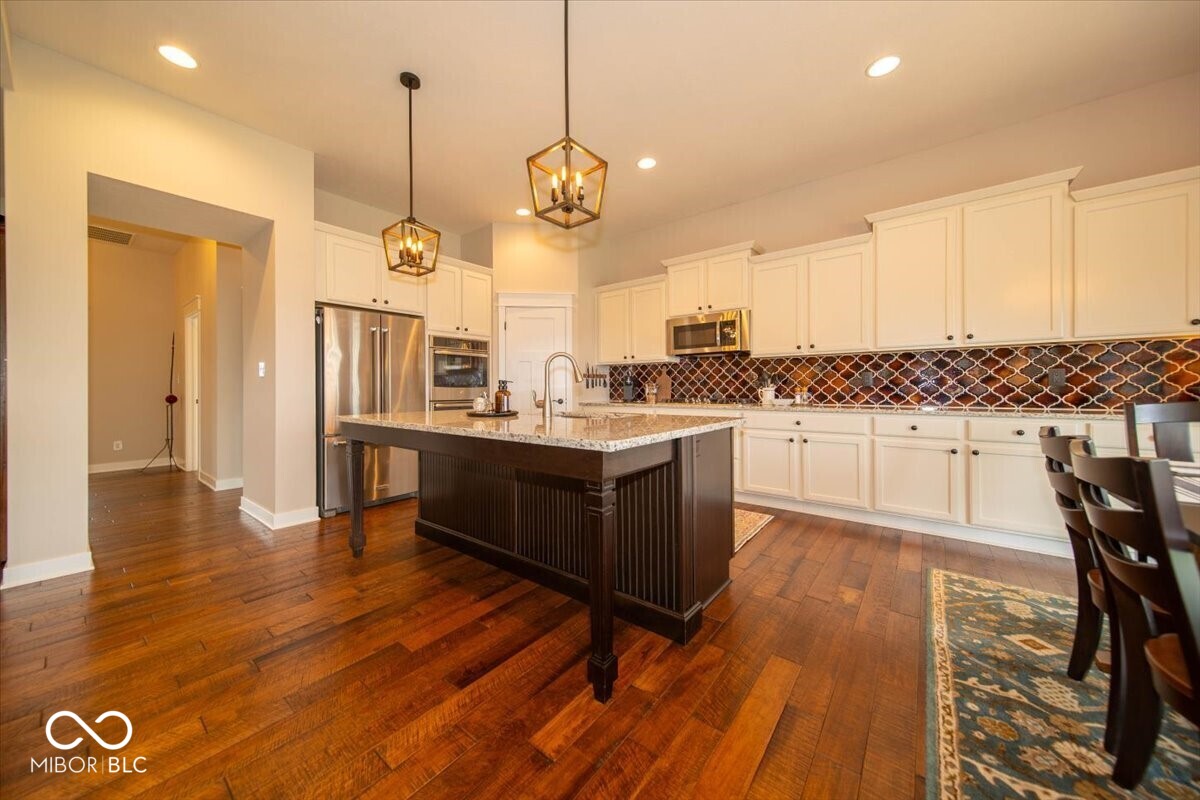 4341 Hickory Ridge Boulevard Greenwood, IN 46143 - Photo 10 of 39