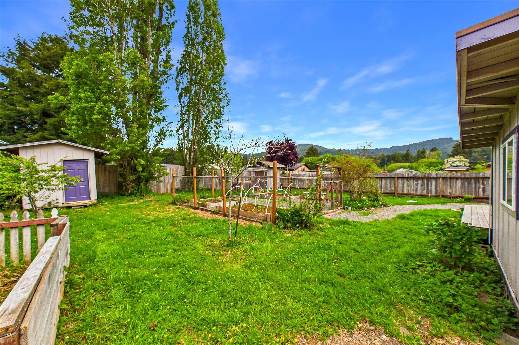 819 Gross Road Fieldbrook, CA 95519 - Photo 32 of 33