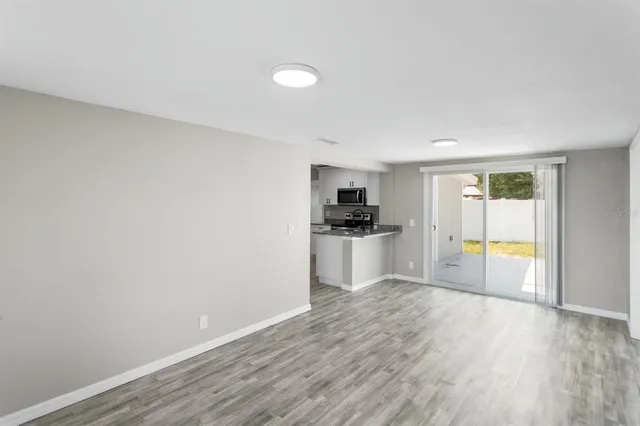 $2,595 | 6802 West Comanche Avenue, Tampa, FL 33634