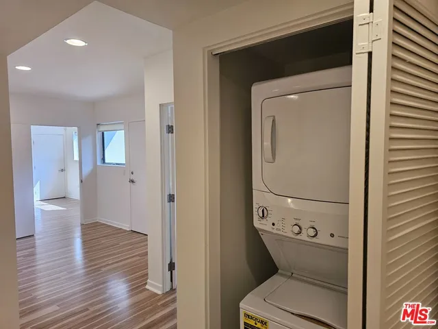 $4,200 | 1617 Broadway, Unit D, Santa Monica, CA 90404