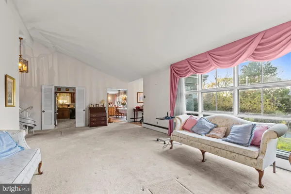 $399,900 | 4900 Cedar Lane, Drexel Hill, PA 19026