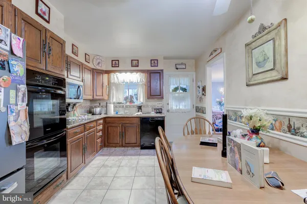 $399,900 | 4900 Cedar Lane, Drexel Hill, PA 19026