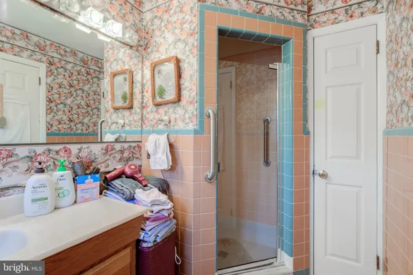 $399,900 | 4900 Cedar Lane, Drexel Hill, PA 19026