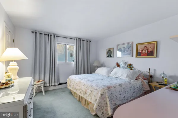 $399,900 | 4900 Cedar Lane, Drexel Hill, PA 19026