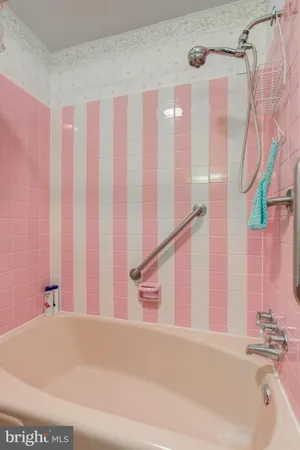 $399,900 | 4900 Cedar Lane, Drexel Hill, PA 19026