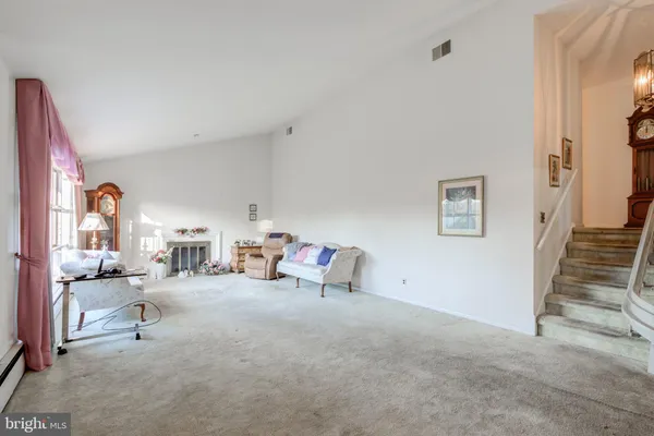 $399,900 | 4900 Cedar Lane, Drexel Hill, PA 19026