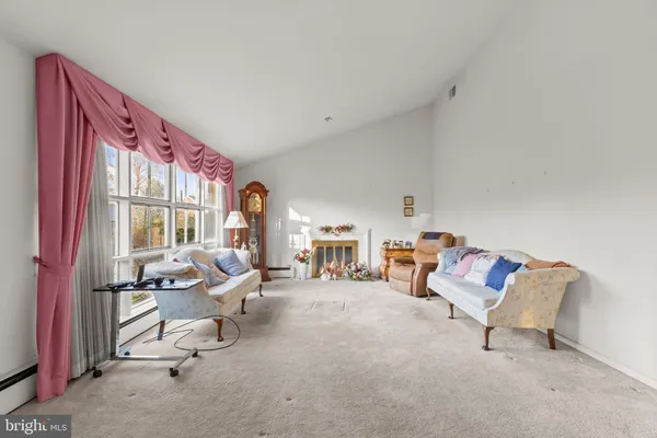 $399,900 | 4900 Cedar Lane, Drexel Hill, PA 19026