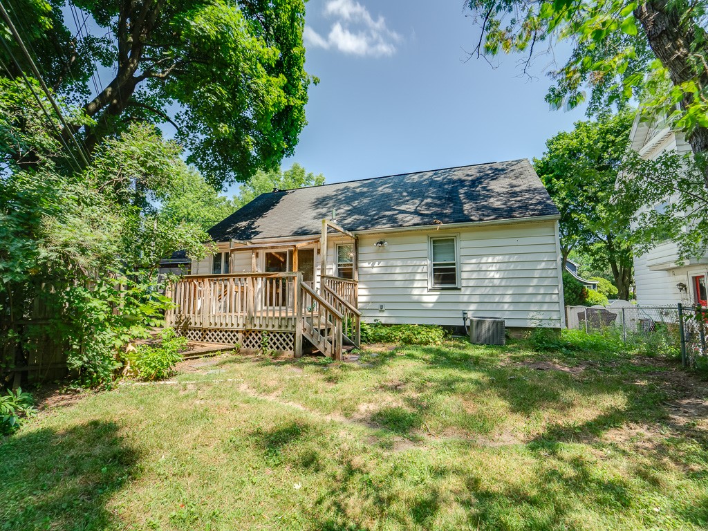 31 Lanark Crescent Rochester, NY 14609 - Photo 27 of 34