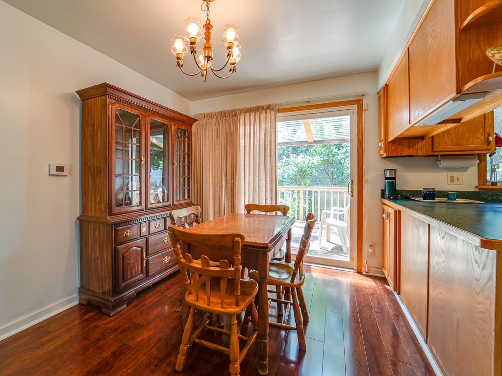 31 Lanark Crescent Rochester, NY 14609 - Photo 6 of 34