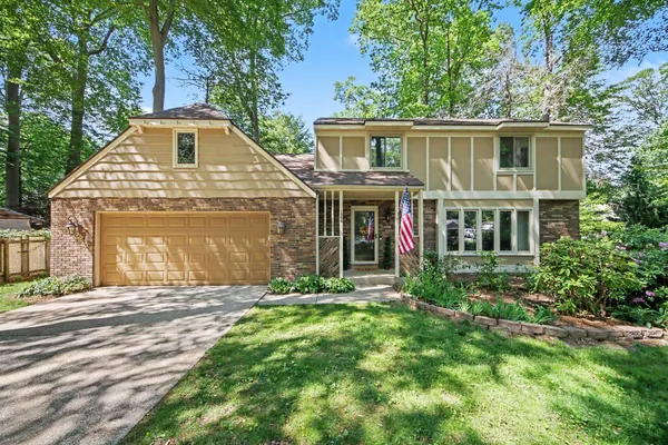 $475,000 | 1365 Seminole Drive, Holland, MI 49424