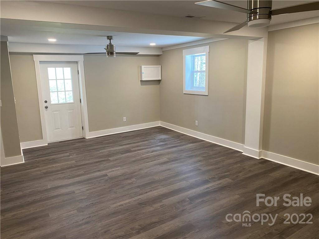 7898 Gregory Road Sherrills Ford, NC 28673 - Photo 10 of 18 Gallery Image 10
