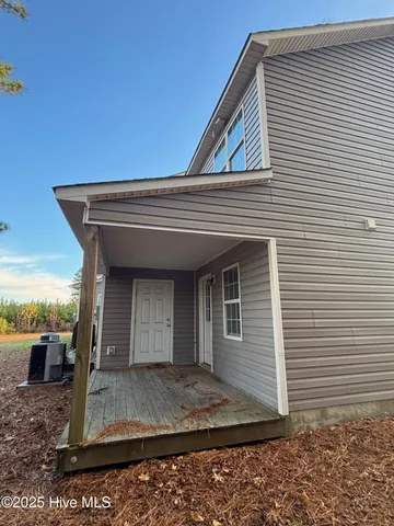 $1,250 | 300 Burley Drive, Unit 8, Hubert, NC 28539