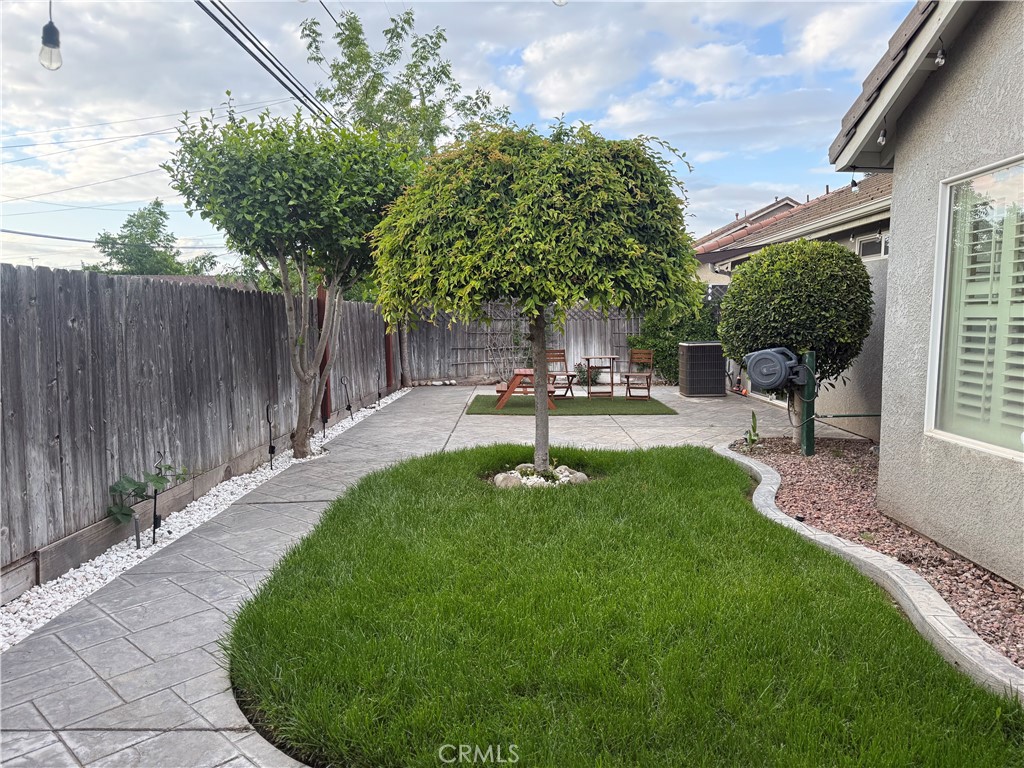 2709 Big Sandy Avenue Merced, CA 95348 - Photo 51 of 51 a garden with trees in the background