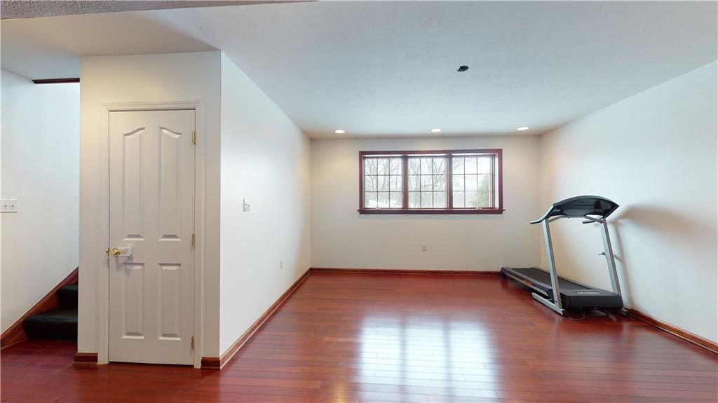 143 Profio Road McDonald, PA 15057 - Photo 18 of 23 Gallery Image 18