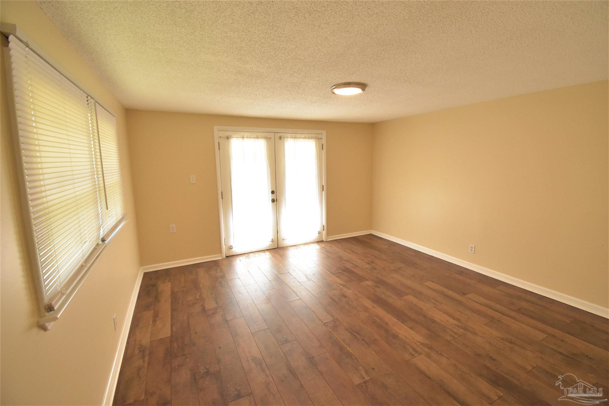 6585 Hamilton Bridge Road Milton, FL 32570 - Photo 12 of 19 Gallery Image 12