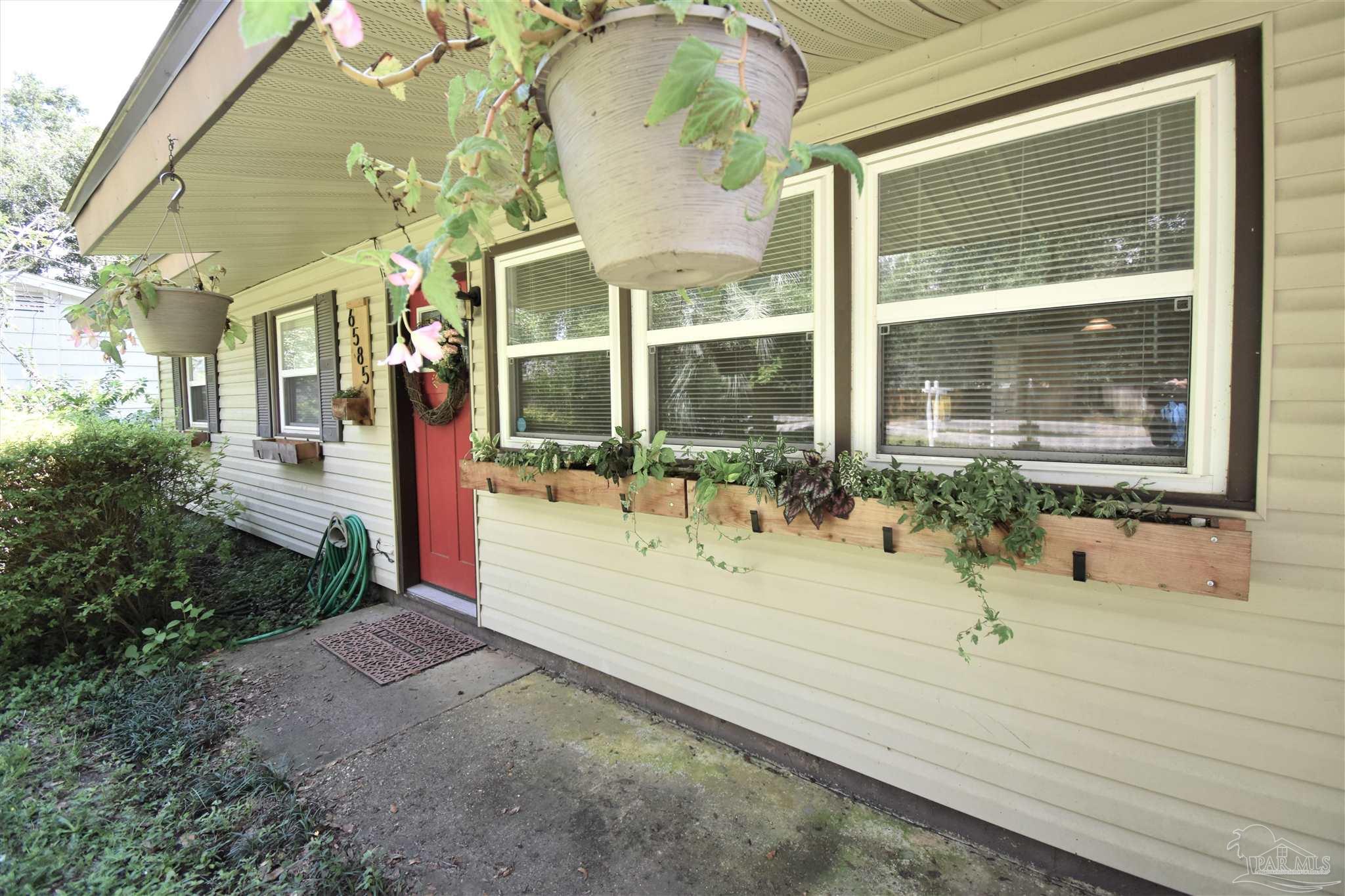 6585 Hamilton Bridge Road Milton, FL 32570 - Photo 3 of 19 Gallery Image 3