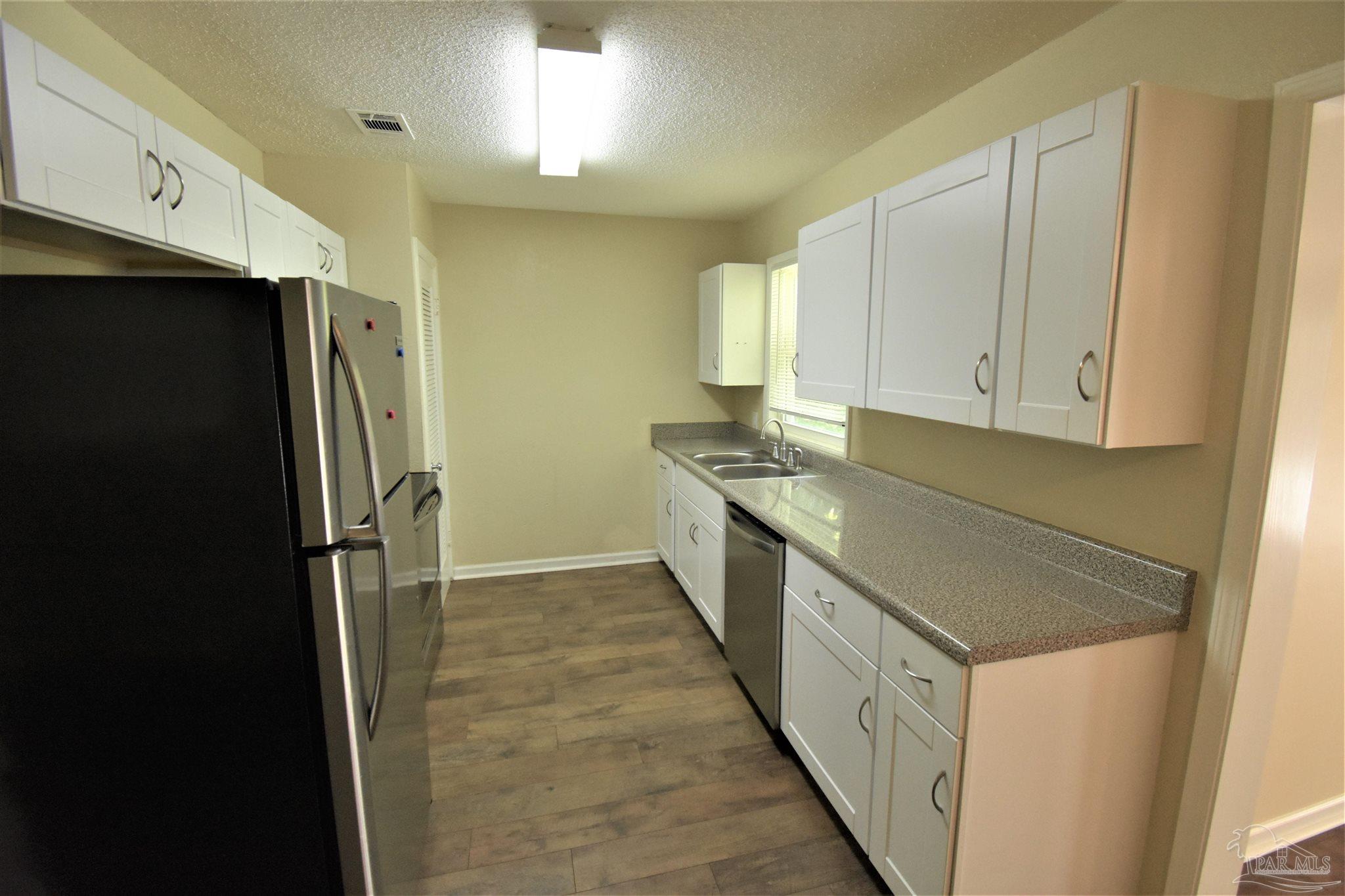 6585 Hamilton Bridge Road Milton, FL 32570 - Photo 4 of 19 Gallery Image 4