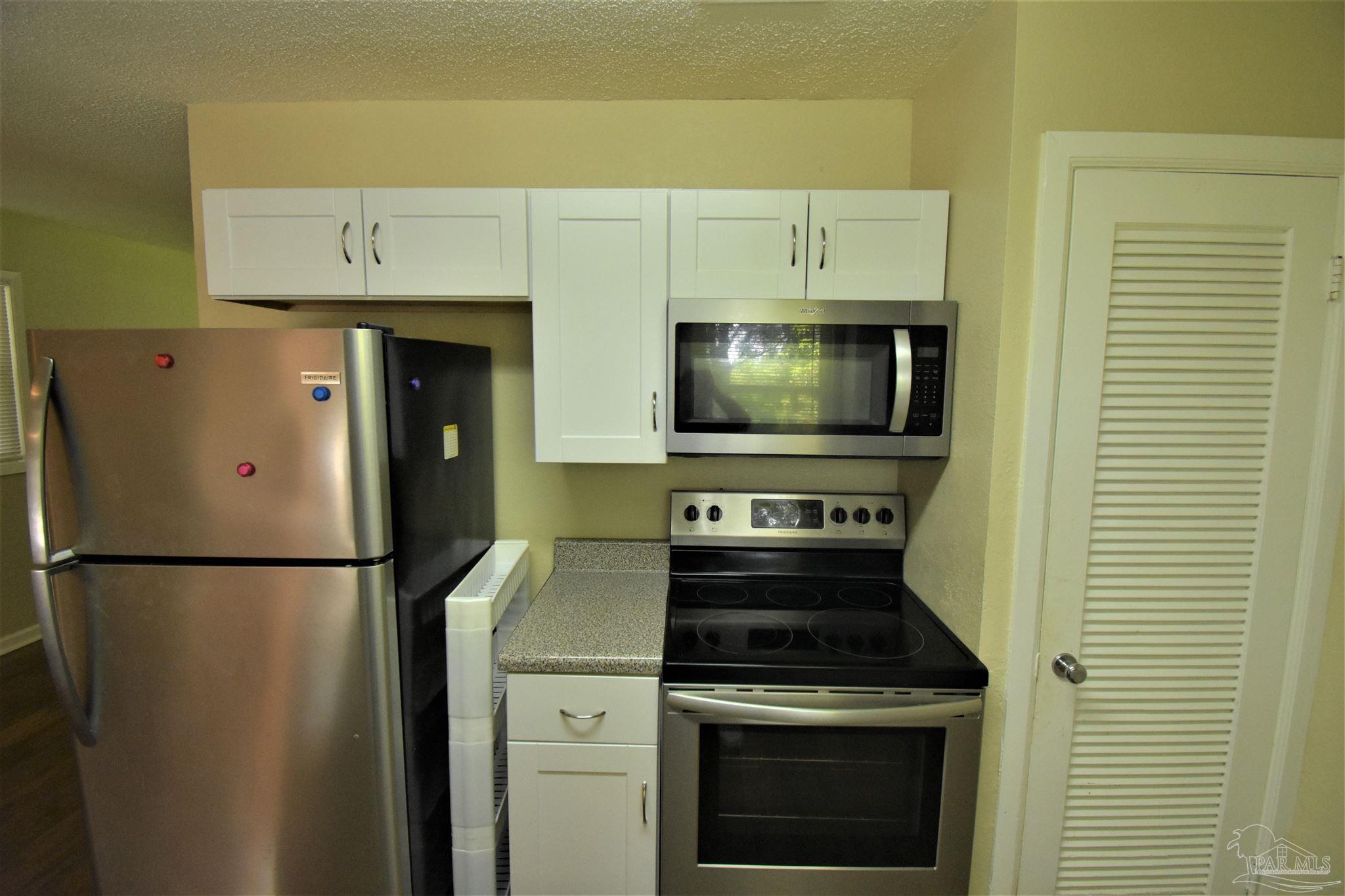 6585 Hamilton Bridge Road Milton, FL 32570 - Photo 6 of 19 Gallery Image 6