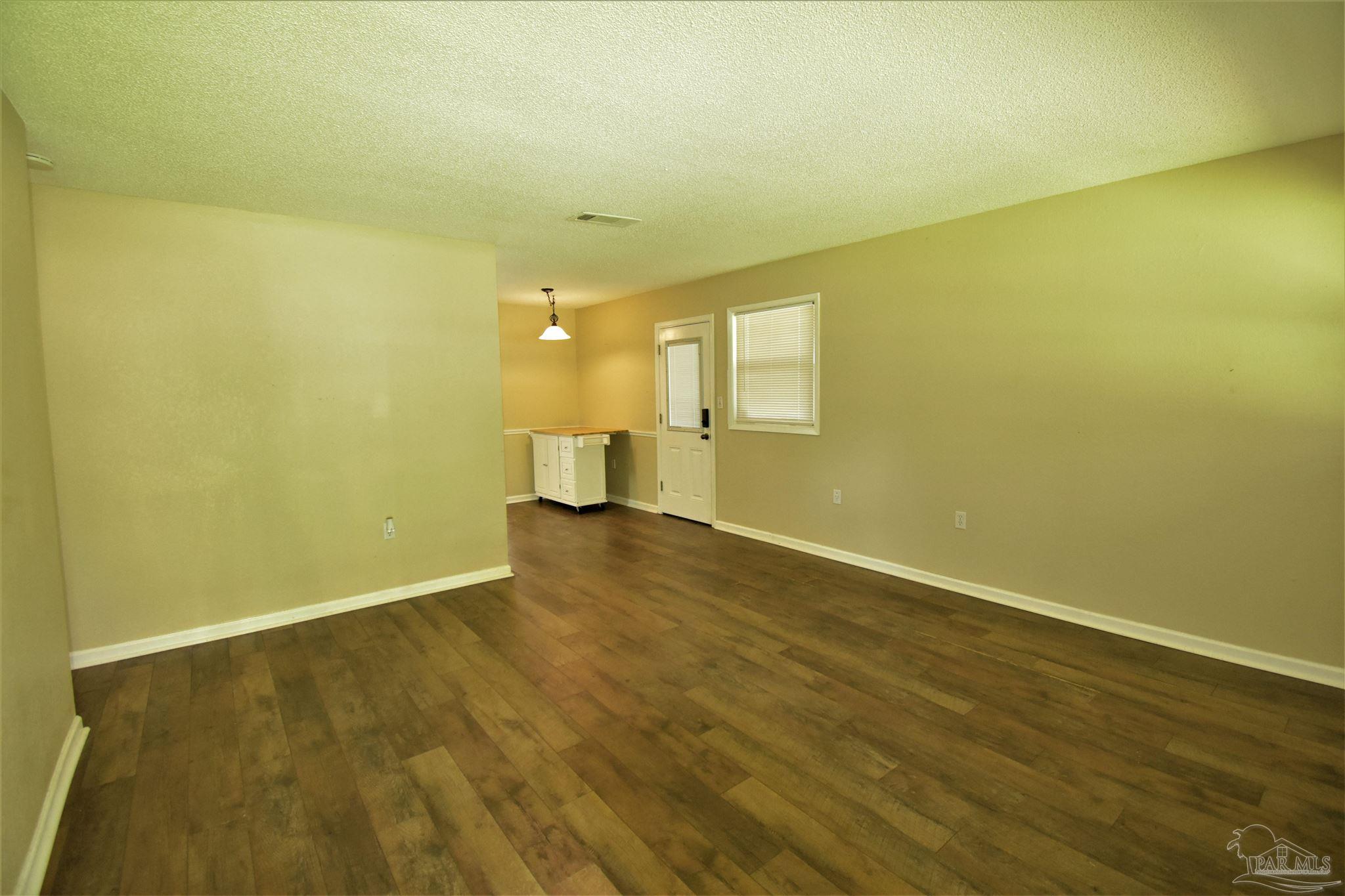 6585 Hamilton Bridge Road Milton, FL 32570 - Photo 10 of 19 Gallery Image 10