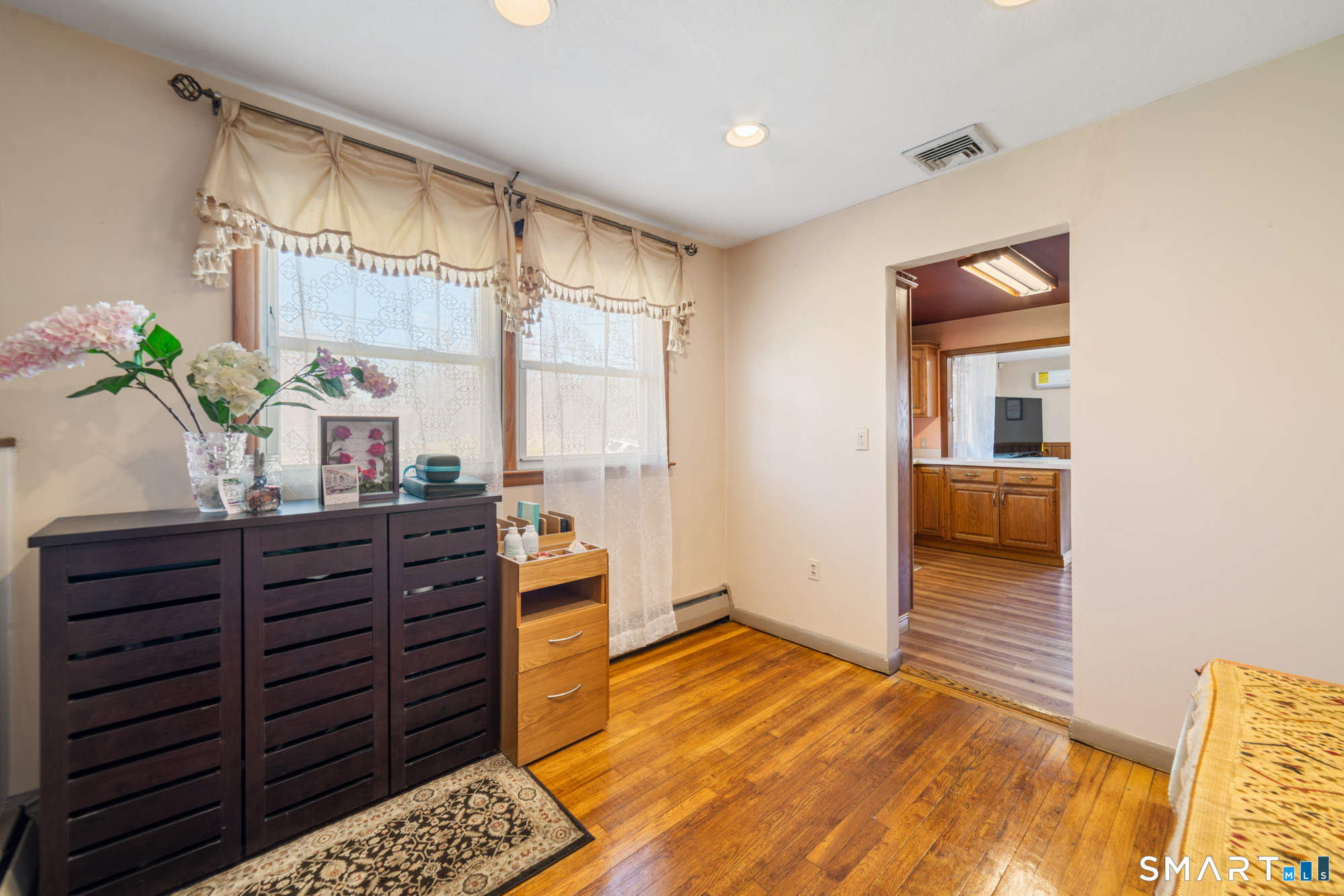 100 Prindle Road West Haven, CT 06516 - Photo 12 of 36