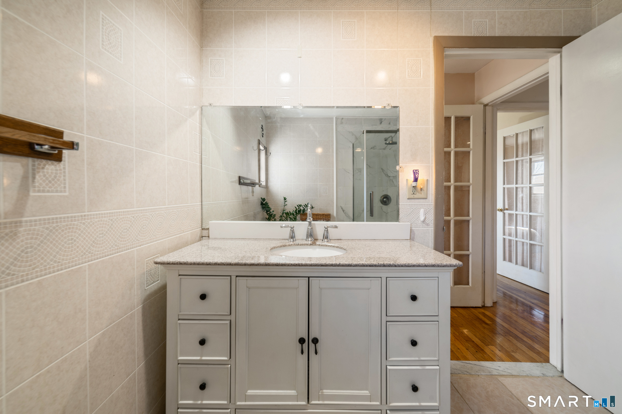 100 Prindle Road West Haven, CT 06516 - Photo 14 of 36