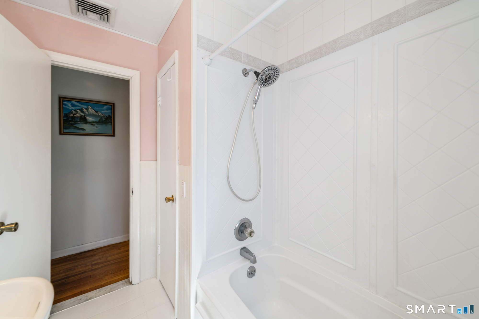 100 Prindle Road West Haven, CT 06516 - Photo 21 of 36