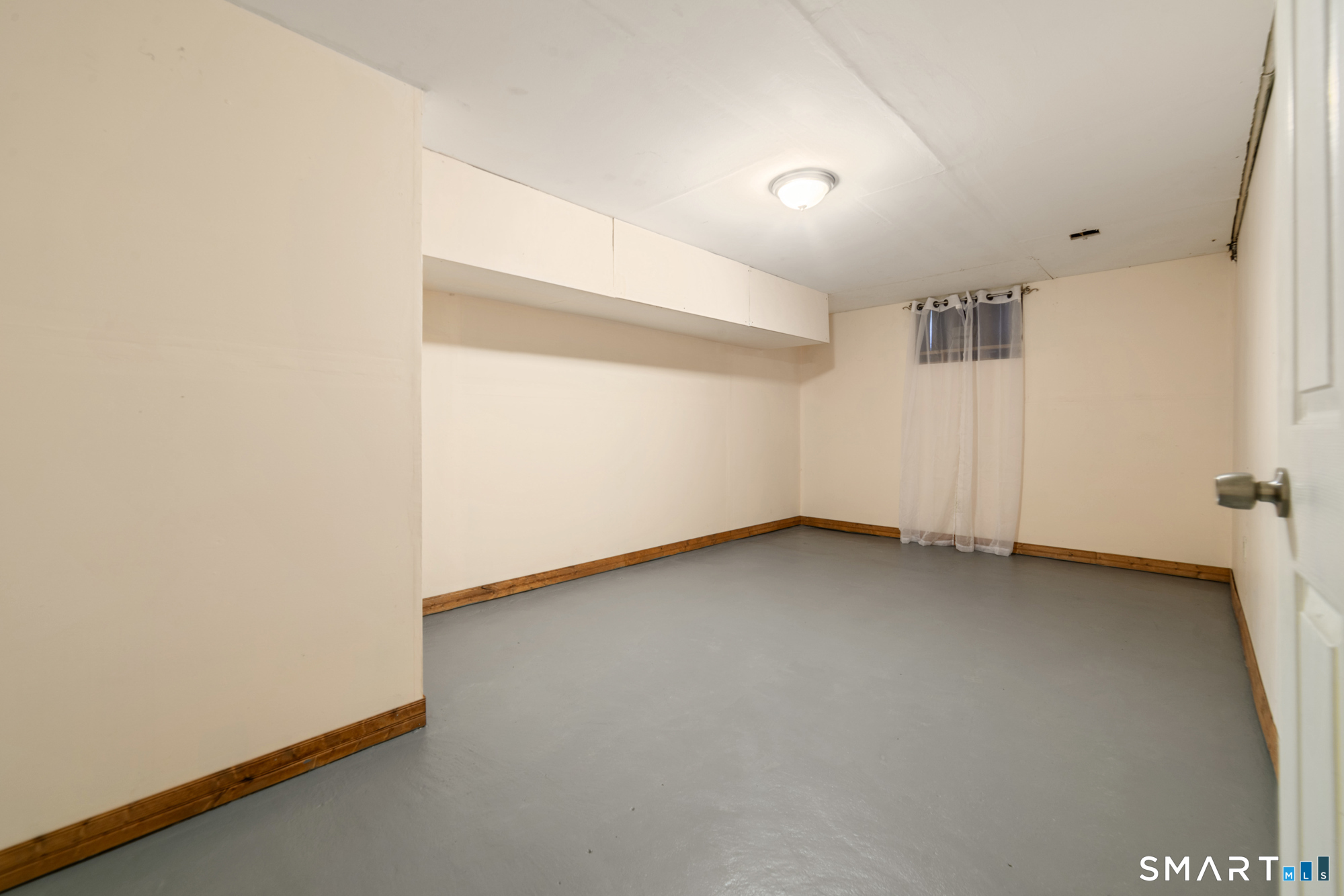 100 Prindle Road West Haven, CT 06516 - Photo 30 of 36