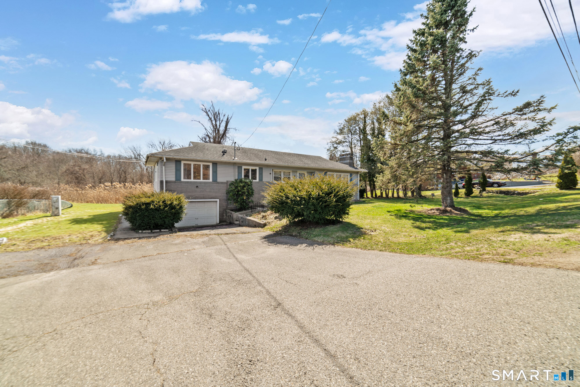 100 Prindle Road West Haven, CT 06516 - Photo 33 of 36