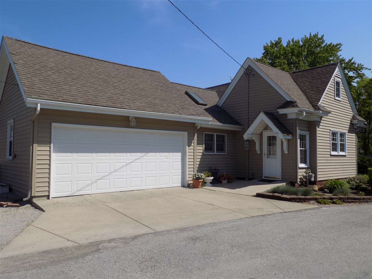 629 North 2nd Street Decatur, IN 46733 - Photo 6 of 36
