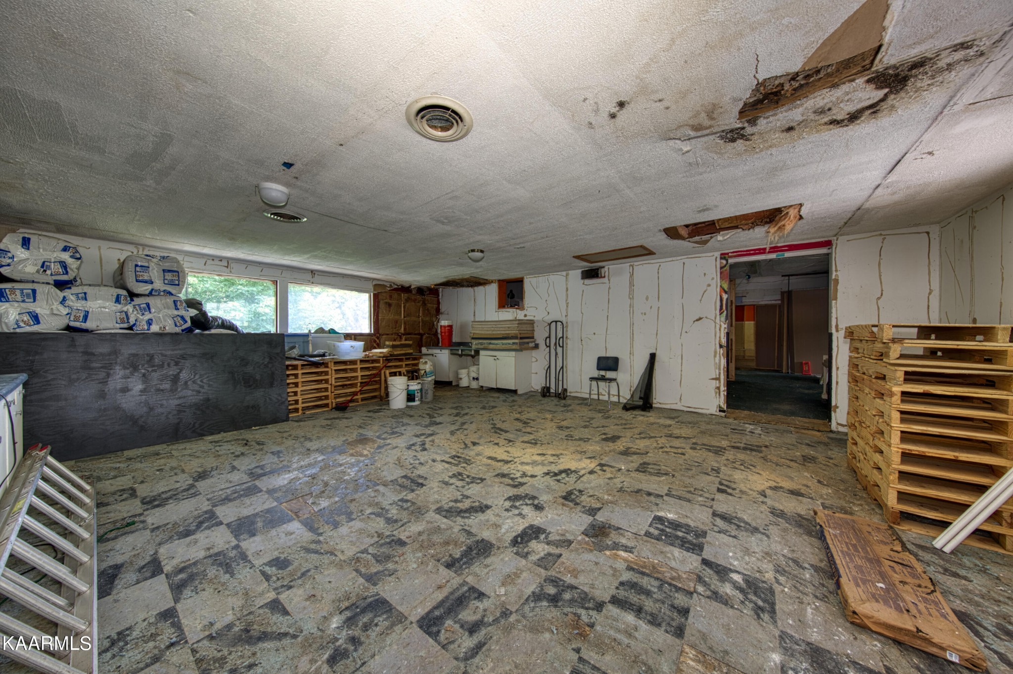 5426 Neubert Springs Road Knoxville, TN 37920 - Photo 10 of 26 Gallery Image 10