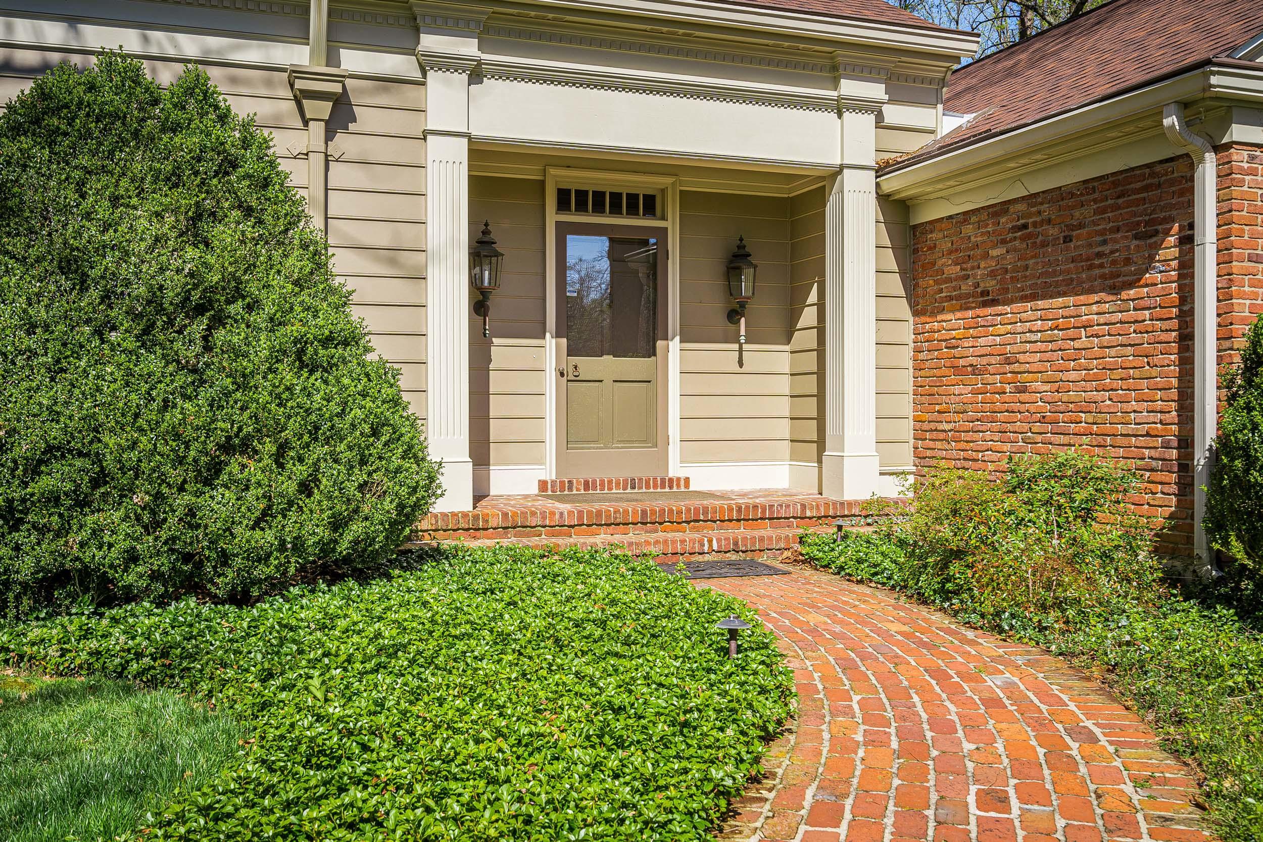 6 Arden Road Glenview, KY 40025 - Photo 2 of 56 Front Door