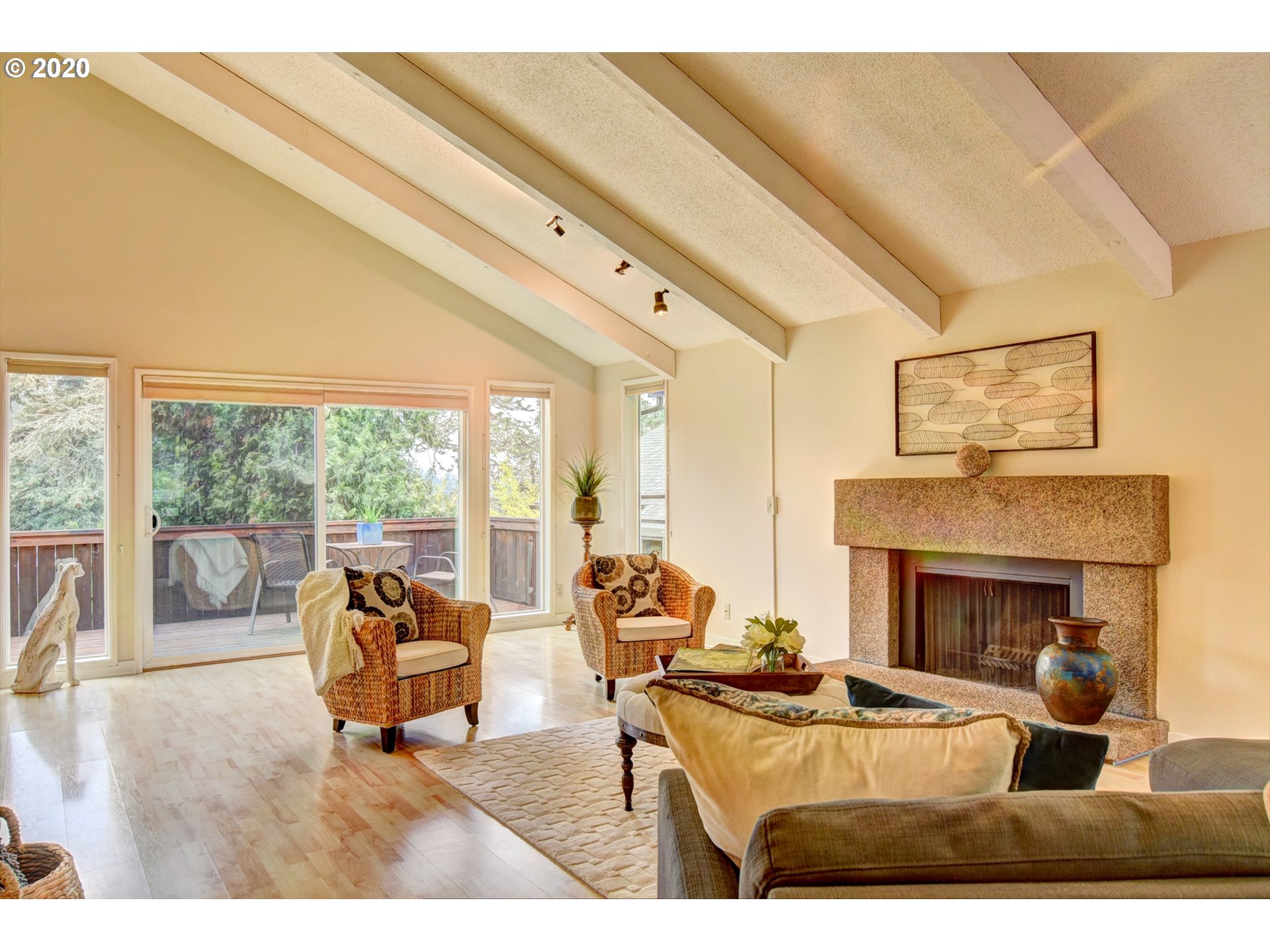 2820 Spring Boulevard Eugene, OR 97403 - Photo 4 of 27 Gallery Image 4