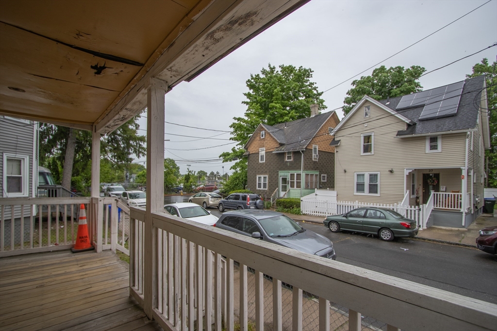 36-38 Chapel Street Springfield, MA 01109 - Photo 7 of 40 Gallery Image 7