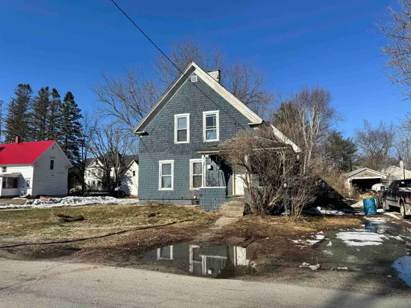 $124,900 | 8 Kilkenny Street, Lancaster, NH 03584