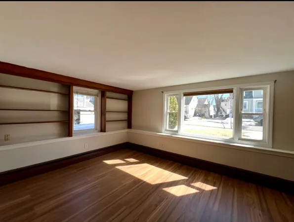 $985,000 | 10 Edgemere Road, Quincy, MA 02169