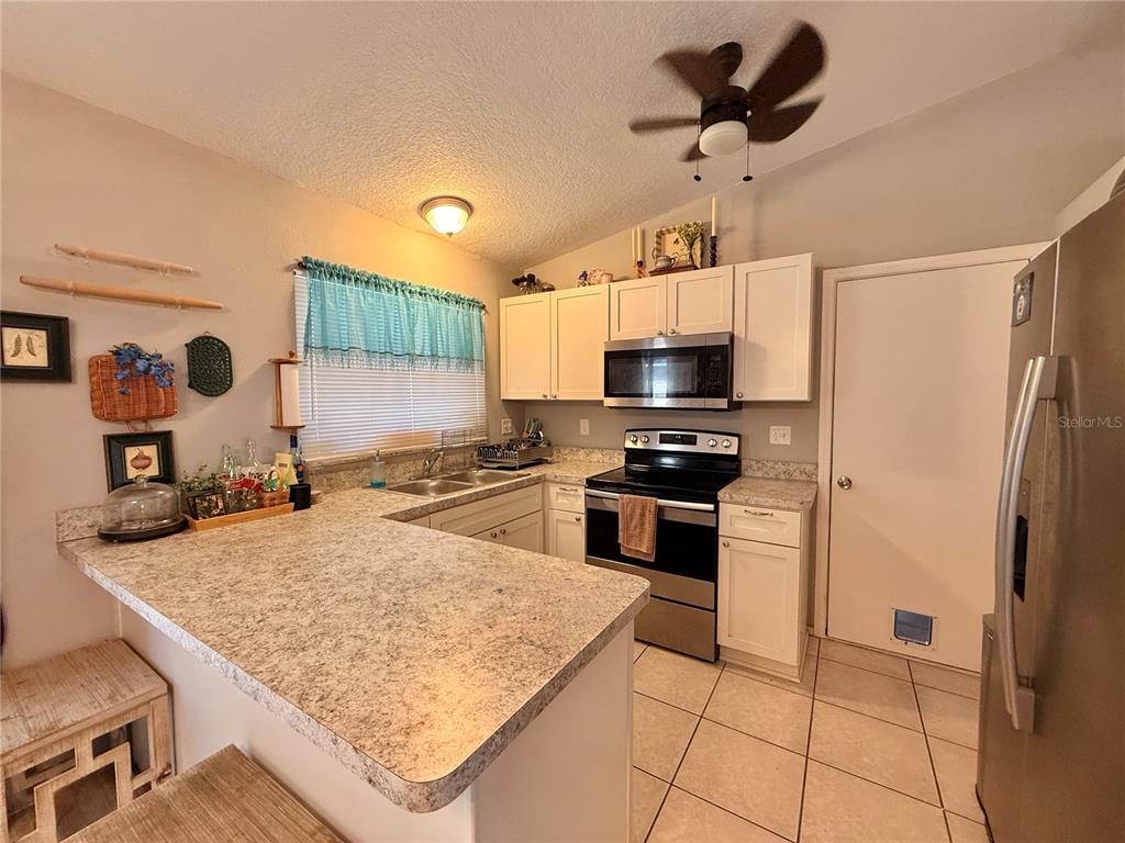 12258 Foothill Street Spring Hill, FL 34609 - Photo 6 of 25