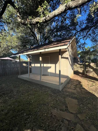 a view of outdoor space