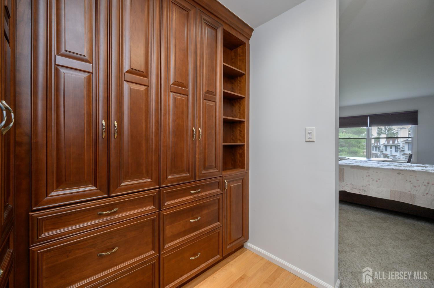 675 Raritan Road, Unit 24 Clark, NJ 07066 - Photo 19 of 37