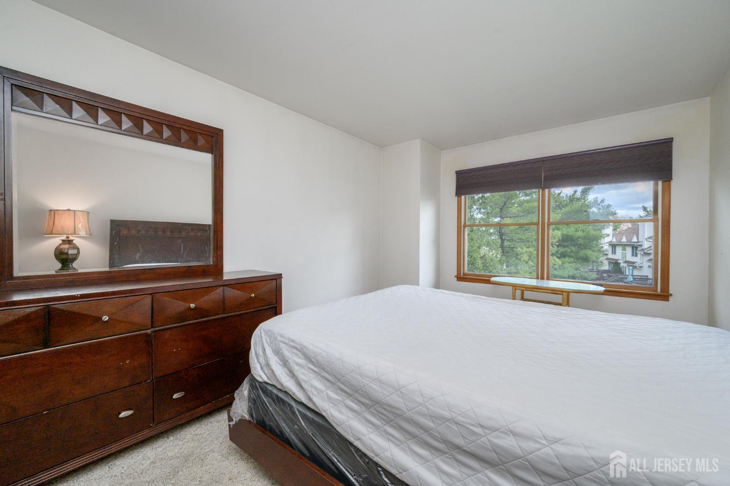 675 Raritan Road, Unit 24 Clark, NJ 07066 - Photo 21 of 37