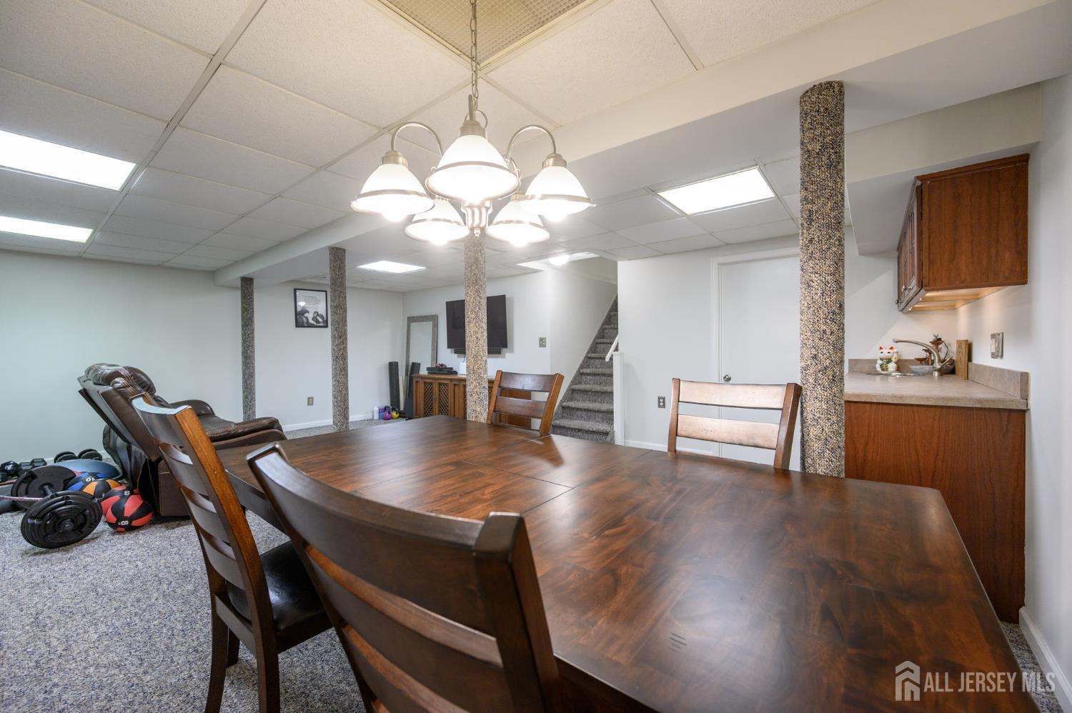 675 Raritan Road, Unit 24 Clark, NJ 07066 - Photo 26 of 37