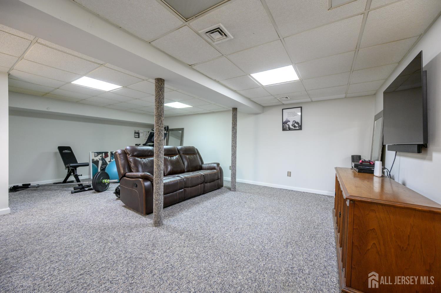 675 Raritan Road, Unit 24 Clark, NJ 07066 - Photo 27 of 37