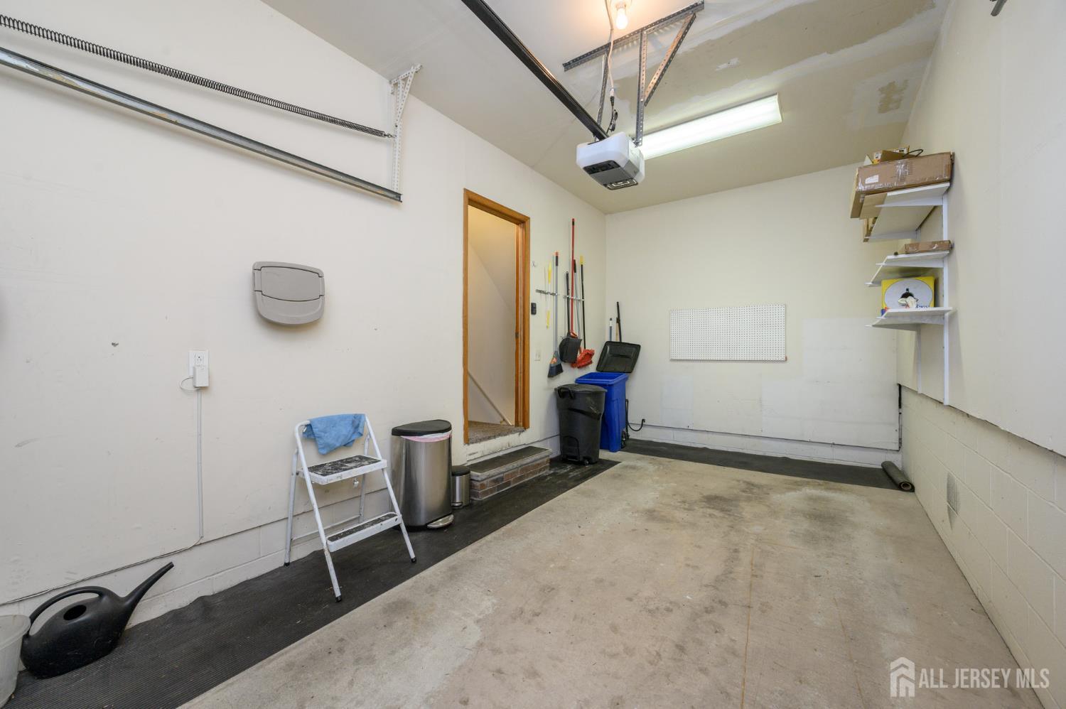 675 Raritan Road, Unit 24 Clark, NJ 07066 - Photo 32 of 37