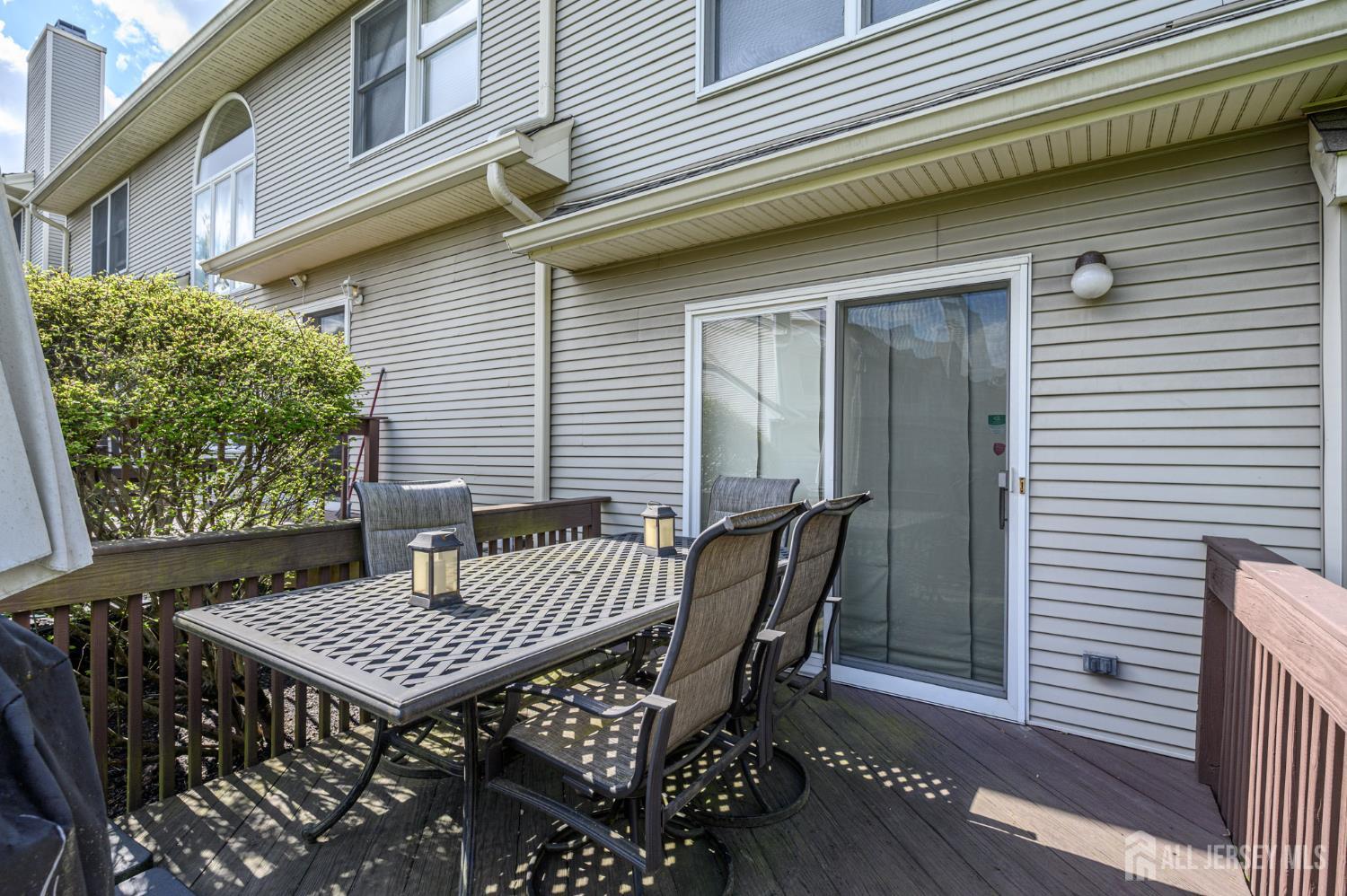 675 Raritan Road, Unit 24 Clark, NJ 07066 - Photo 33 of 37