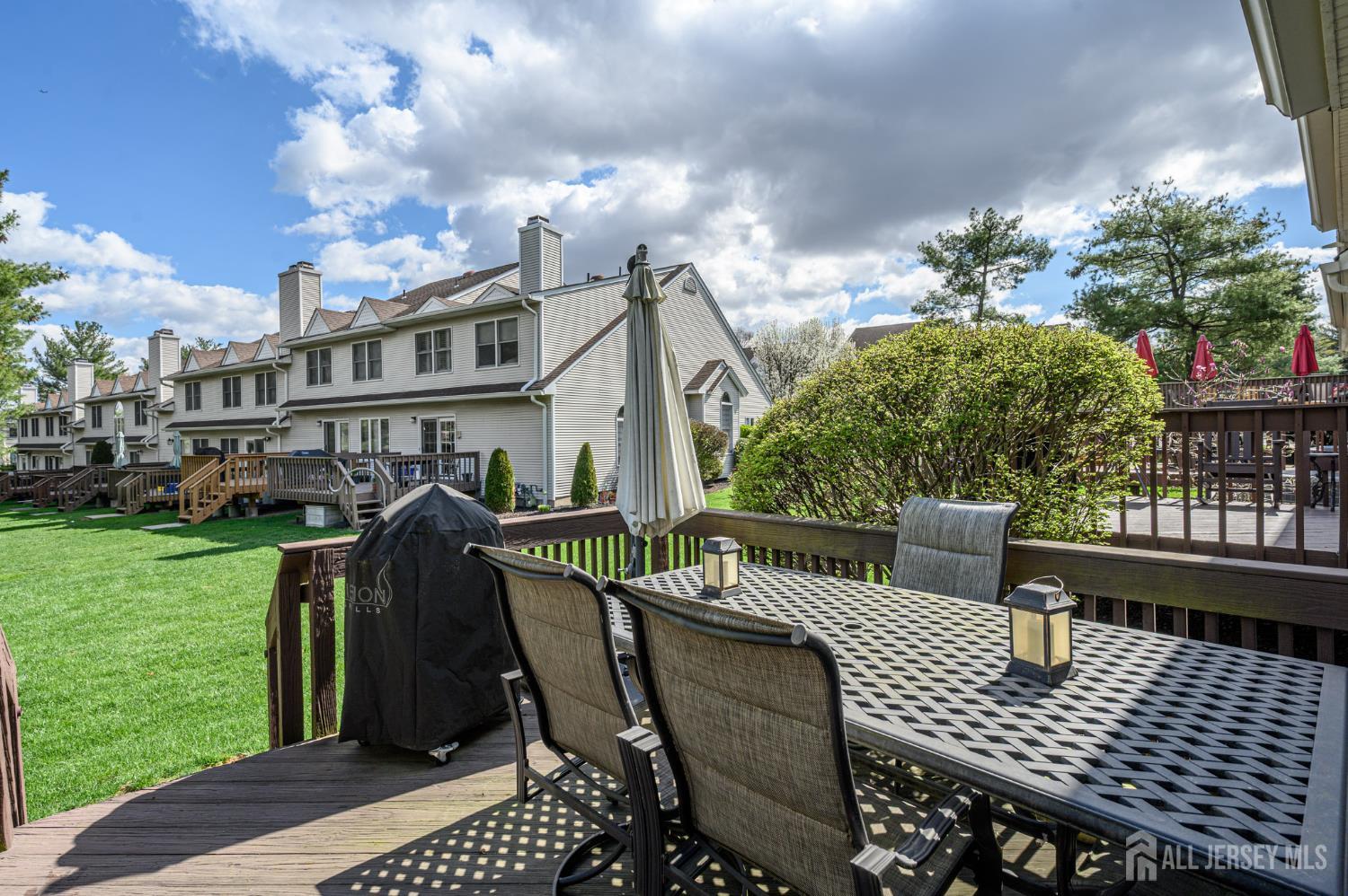 675 Raritan Road, Unit 24 Clark, NJ 07066 - Photo 34 of 37