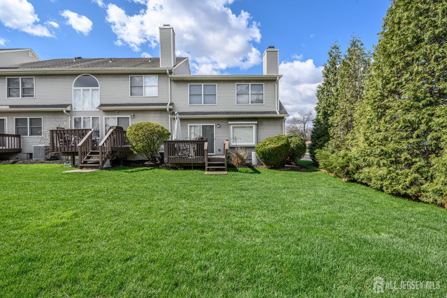 675 Raritan Road, Unit 24 Clark, NJ 07066 - Photo 35 of 37